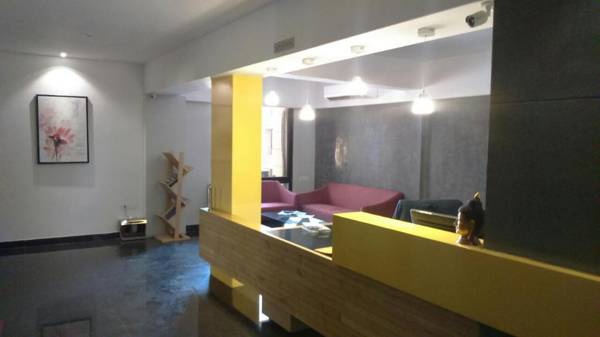 Hotel Berlin Gandhinagar