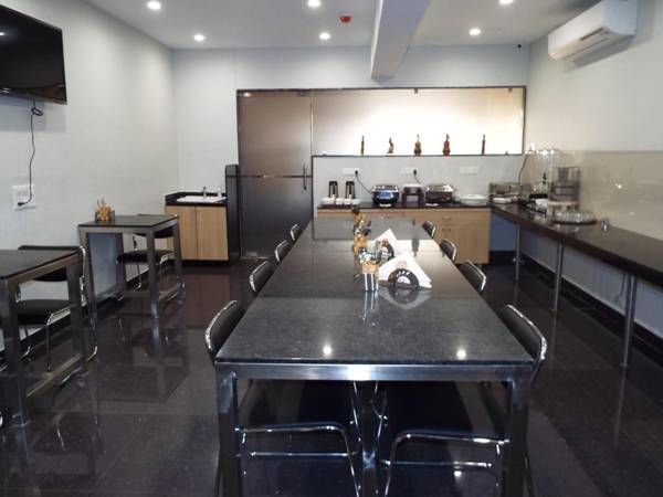 Hotel Berlin Gandhinagar