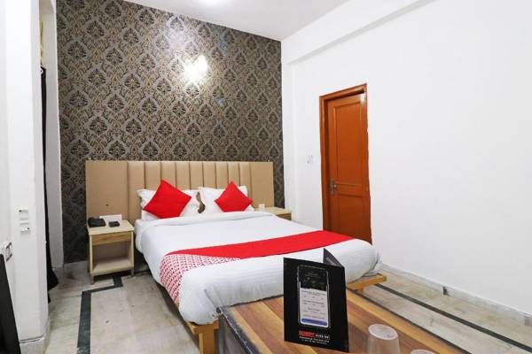 OYO 37801 Hotel Welcome