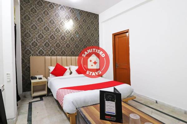 OYO 37801 Hotel Welcome