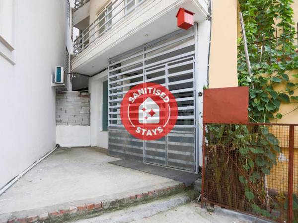 OYO Flagship 38527 JSB Hotel