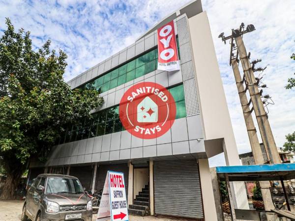 Collection O 82936 Hotel The Park