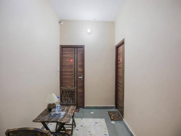 OYO Flagship 80707 Hotel Happy Stay