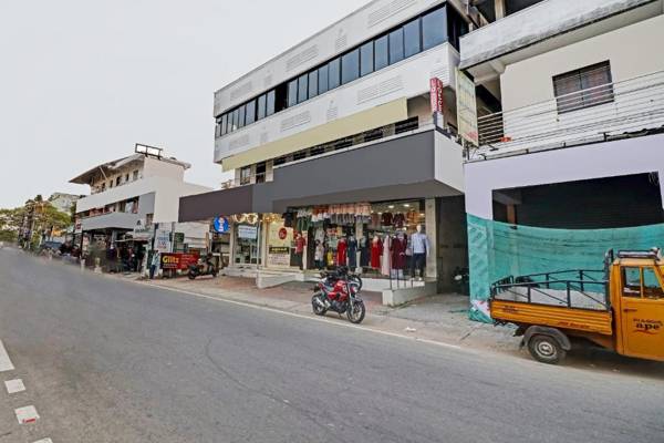 SPOT ON 80688 Grandnext Lodge