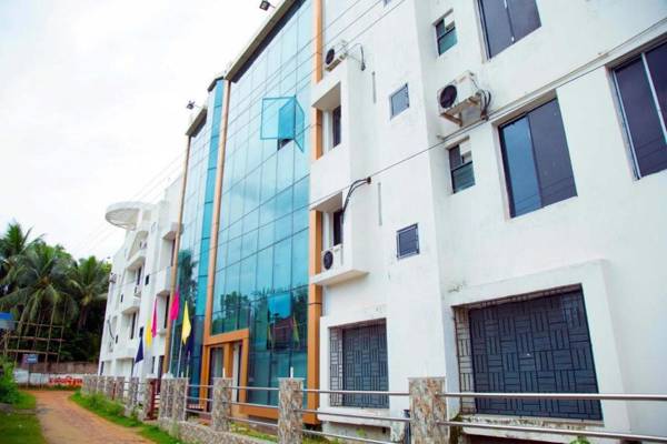 Goroomgo Sea Sand Digha