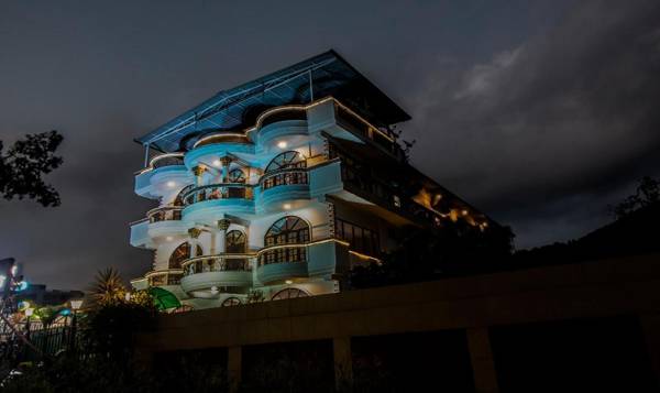 Treebo Trend Jungle View Retreat