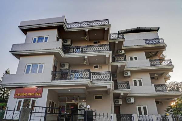 Collection O 1915 Hotel Central Park Inn