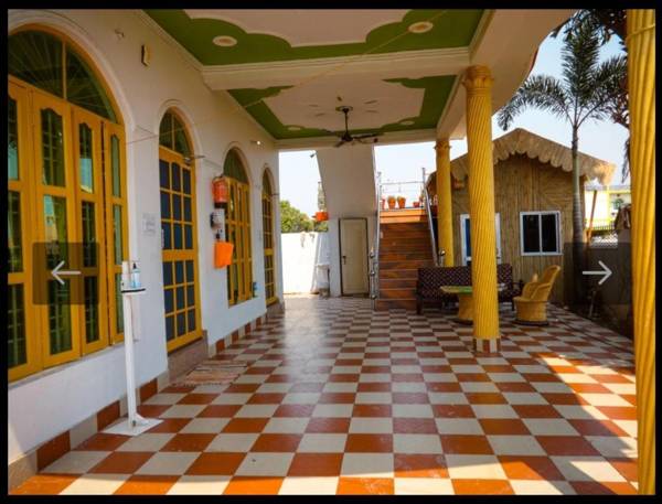 Nandini Homestay