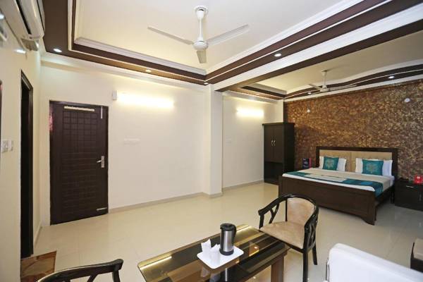 OYO Flagship 6163 Hotel City Palace