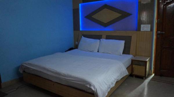 Goroomgo Satya Dehradun