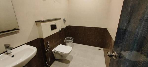 HOTEL ALAKNANDA PARADISE