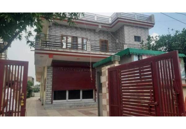 OYO 90377 Maya Palace