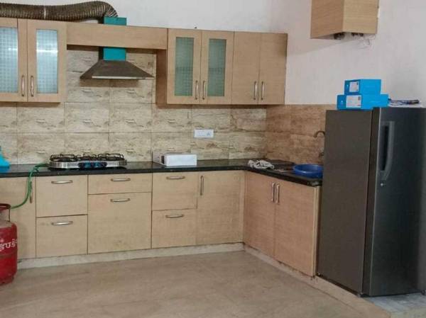 OYO HOME 92096 Youphoria