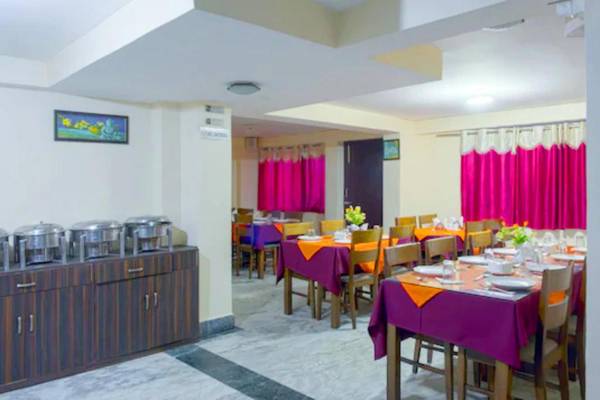 Goroomgo Himalayan Wind Horse Darjeeling