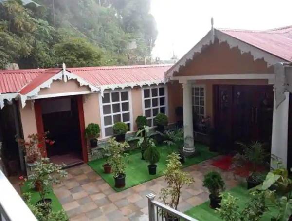 Summit Oakden Resort Mall Road