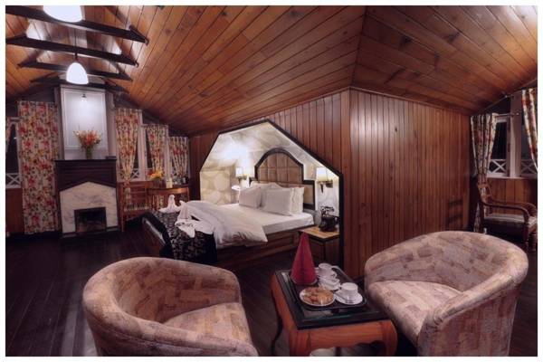 PineTree Mall Road - Darjeeling