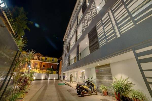 FabHotel Prime The King's Court