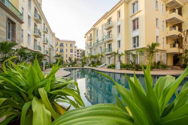 Ronnie's Studio Apartment