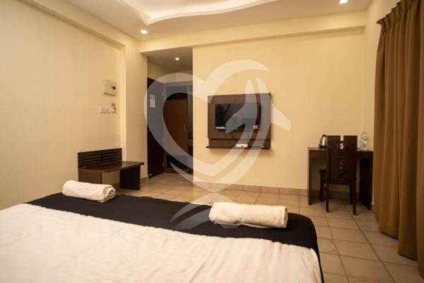 The Cliff Edge calangute