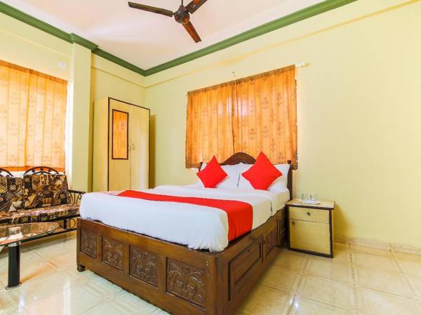 OYO 19831 Crystal Holiday Homes