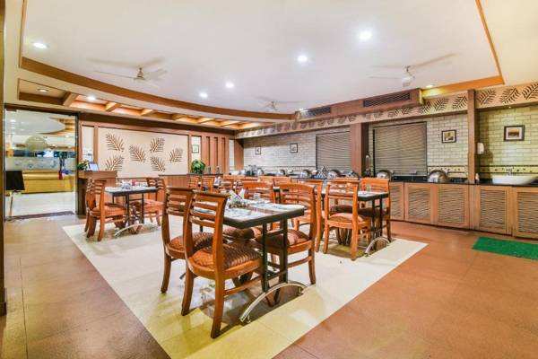 Capital O 37664 Hotel Grand Plaza