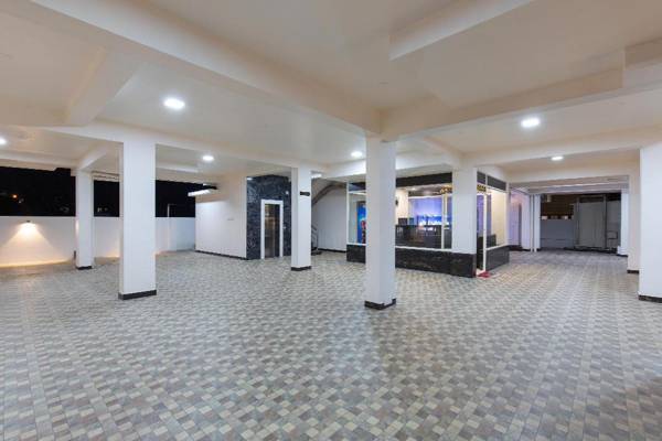 Crystal Lake  Service Apartments