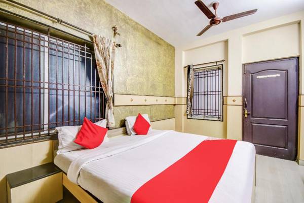 OYO 79562 Royal Residency