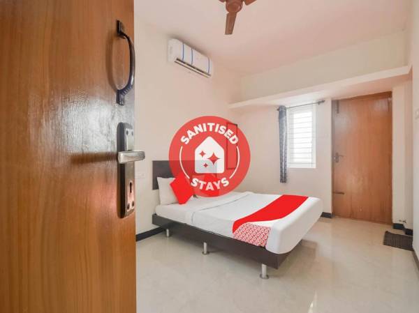 OYO 79142 Gowtham Grand