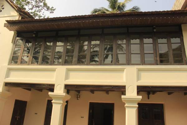 Verdant Heritage Bungalow (Entire 1st Floor)