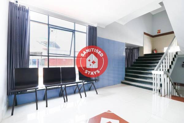 OYO 44050 Central Queens