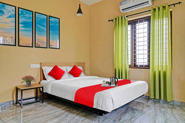 OYO 90774 Royal Suites