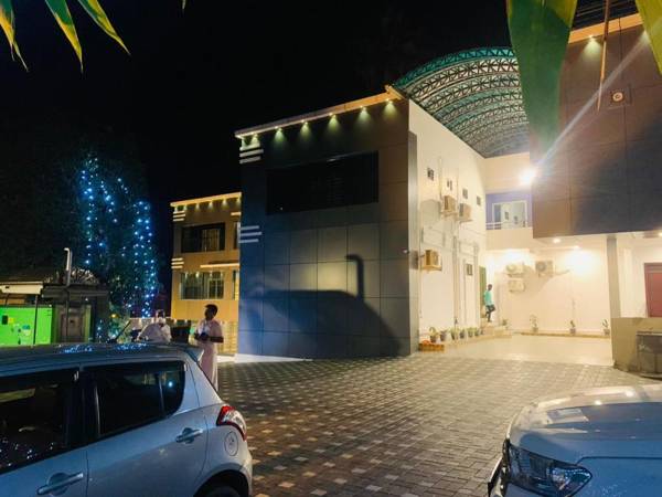 Emerald Royal Residency