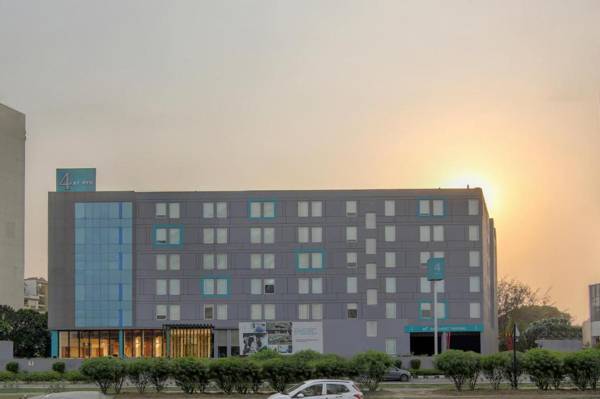 4 By OYO - Chandigarh
