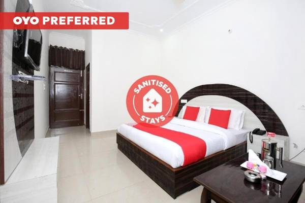 OYO 12025 Hotel Kamal Palace