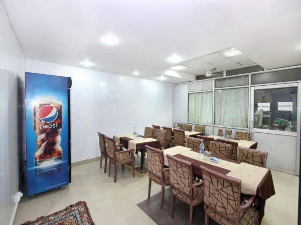 OYO 9006 New Sangam 45