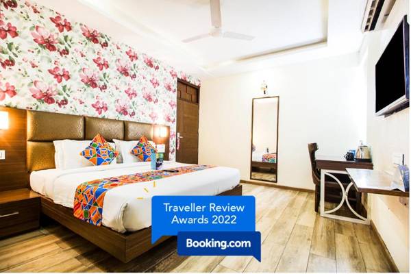 FabHotel Royal Plaza