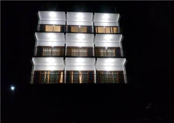 Hotel Emerald Valley