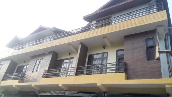 Yellow Valley Homestay