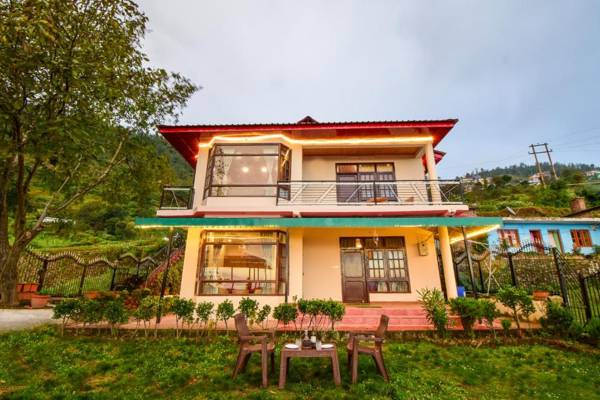 Dawn n Dusk 3bhk Villa with Lawn Sun Deck BBQ & Valley view