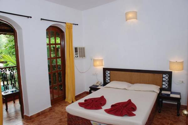 Sea Breeze Beach Resort Candolim Goa