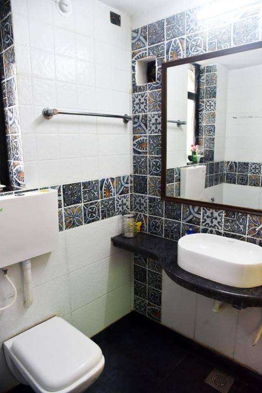 BEAUTIFUL SPACIOUS APT IN CANDOLIM with Wifi