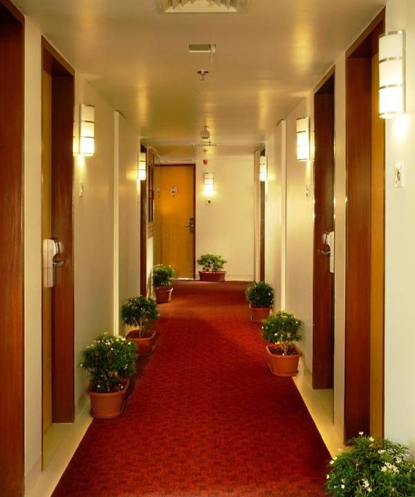 Sarovar Grand Hometel