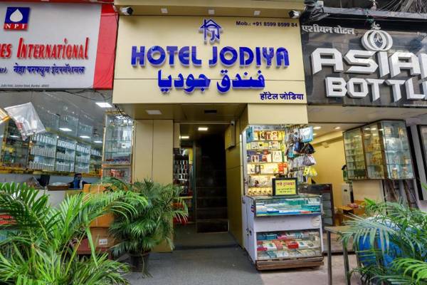 Hotel Jodiya Near CST