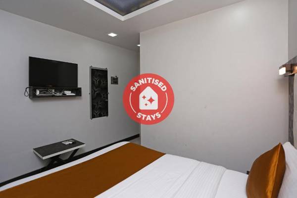 OYO 8181 Druv's Taj Palace