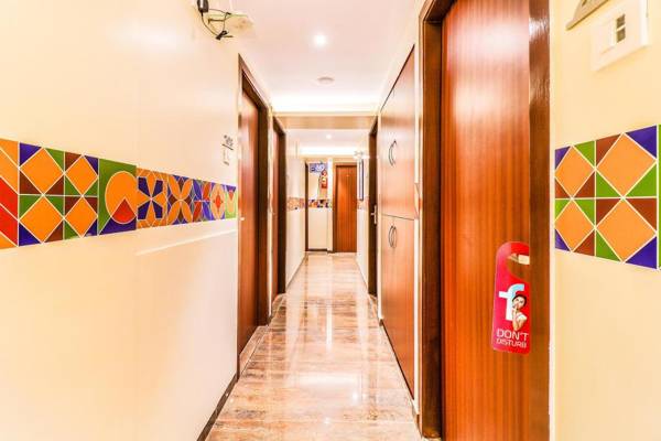 FabHotel Byaris International