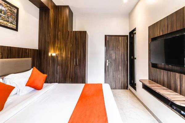 Hotel Sea Grand Colaba