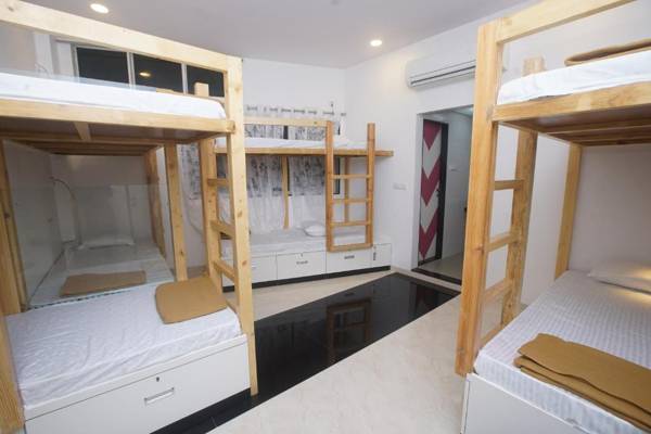 Mumbai Staytion Dorm- Hostel