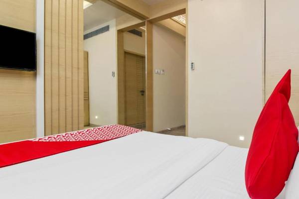 OYO Flagship 17200 Hotel Neelkamal Chembur