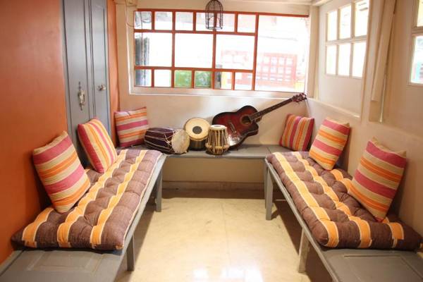 NAMASTEY MUMBAI BACKPACKERS