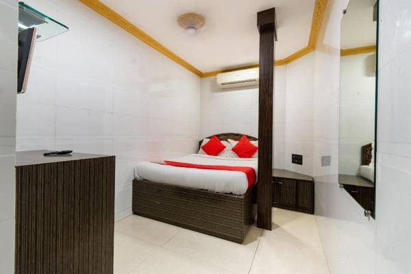 OYO 19353 Relax Guest House